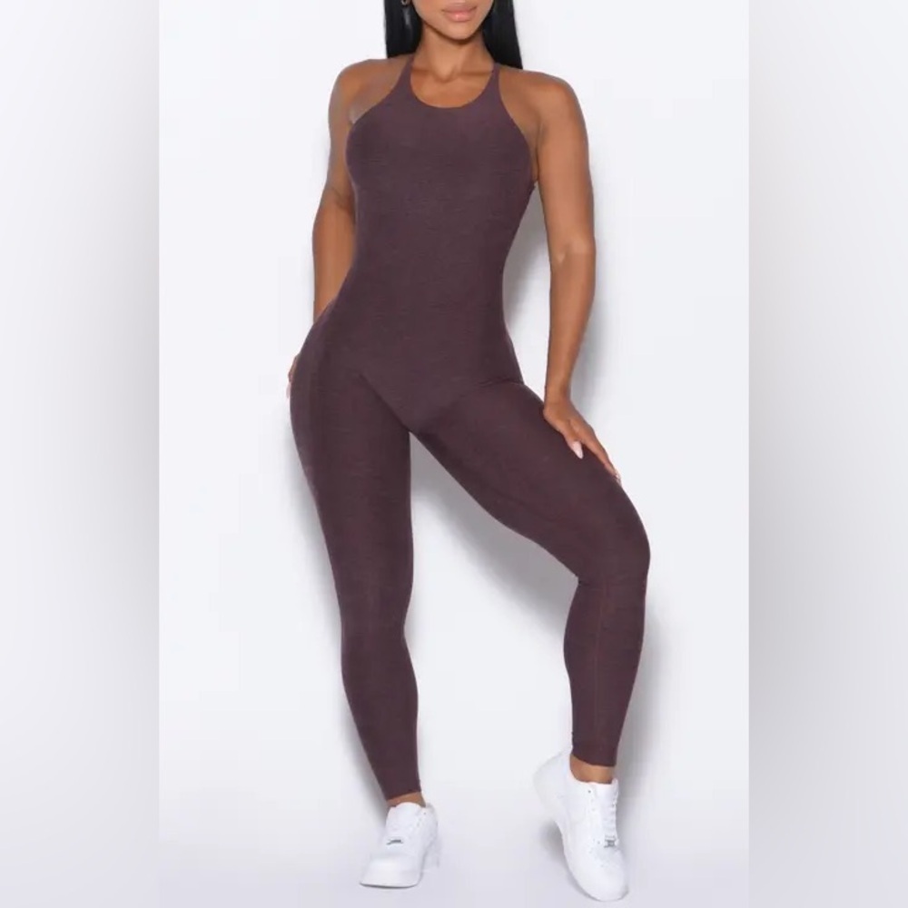 Bombshell Bunny Bodysuit 2.0 (113) - Picture 2 of 7